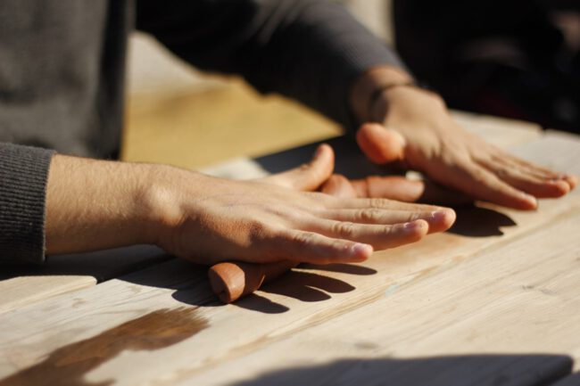Cerámica a mano de prehistoria de secundaria
