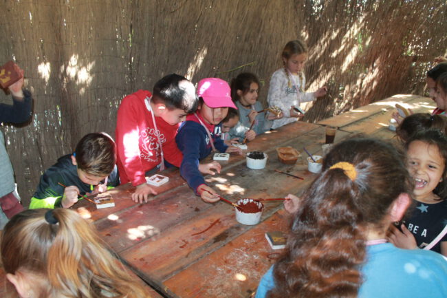 Frescos y pinturas murales de mundo clásico de primaria