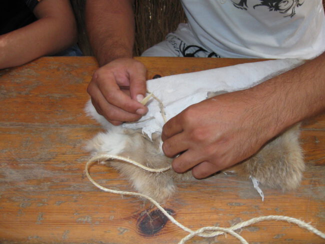 Taller de Curtido de pieles de prehistoria de bachillerato